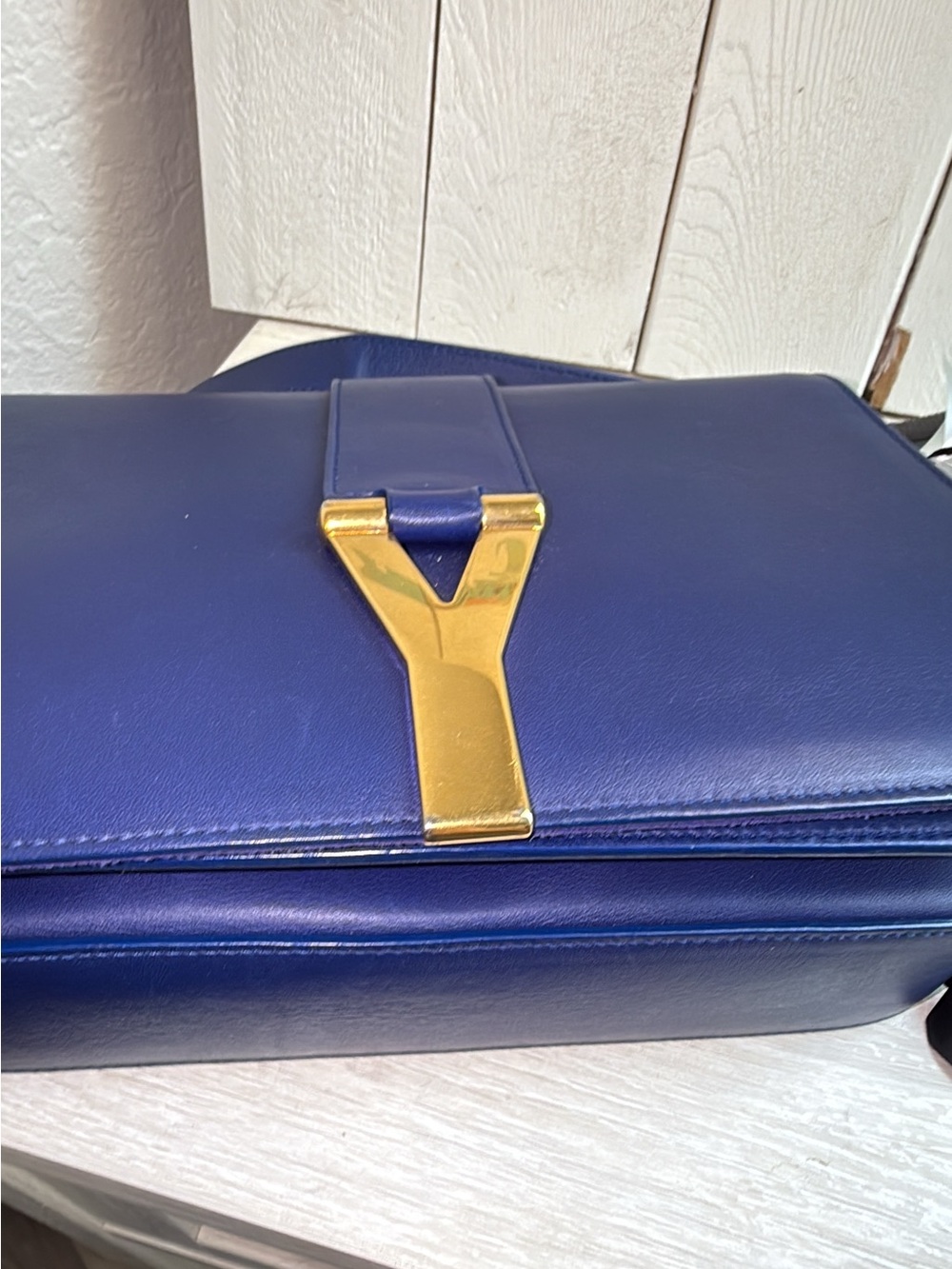 YVES SAINT LAURENT
Blue Leather Ligne Y Crossbody Bag STUNNING - Picture 12 of 14